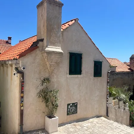 Villa La E Bella I *