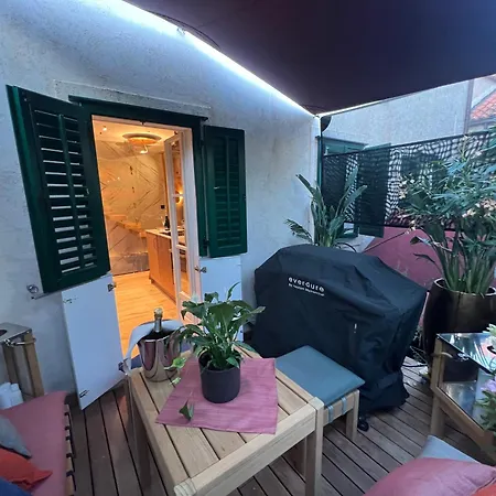 Villa La E Bella I *